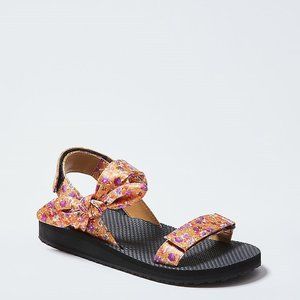 Ann Taylor Hailey Floral Sandals 7.5